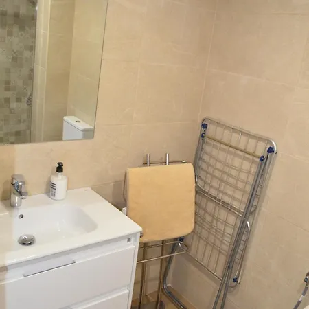 Tide Retreat Cozy N Apartman Benidorm